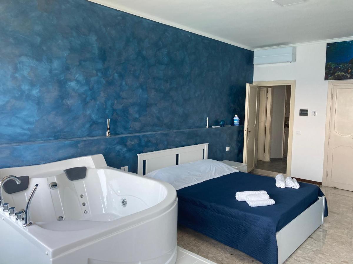 Suite Al Mare Taranto Exteriör bild
